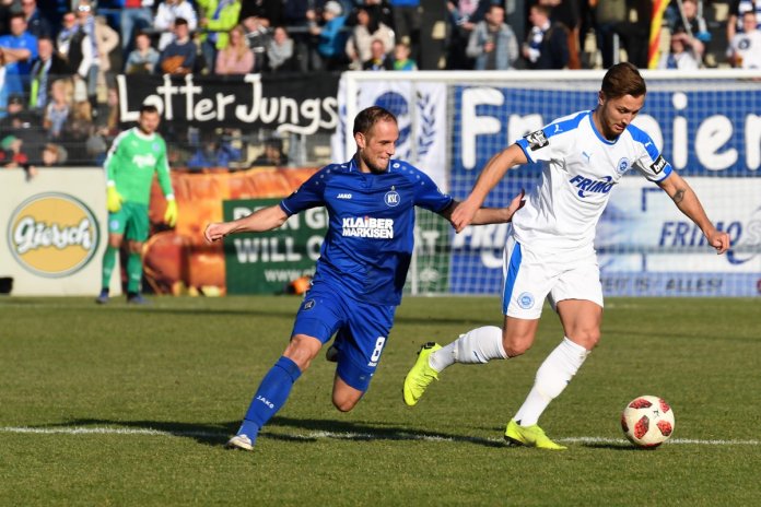 25. Spieltag 18/19: Sportfreunde Lotte - Karlsruher SC - Bild 14
