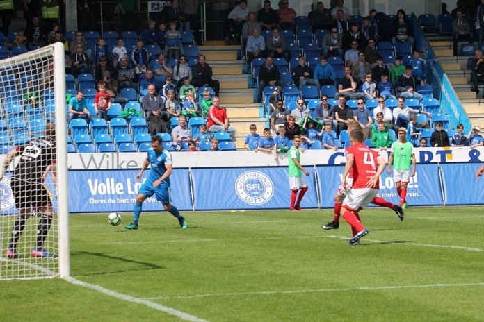 37. Spieltag 16/17: Sportfreunde Lotte - 1. FSV Mainz 05 II - Bild 17