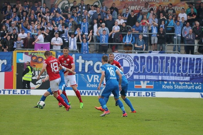 37. Spieltag 16/17: Sportfreunde Lotte - 1. FSV Mainz 05 II - Bild 5