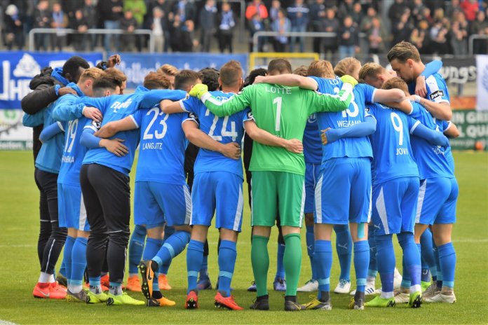 36. Spieltag 18/19: Sportfreunde Lotte - SV Wehen Wiesbaden - Bild 13