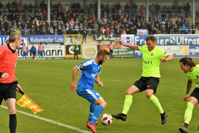 36. Spieltag 18/19: Sportfreunde Lotte - SV Wehen Wiesbaden - Bild 16