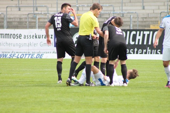 33. Spieltag 16/17: Sportfreunde Lotte - FSV Zwickau - Bild 19