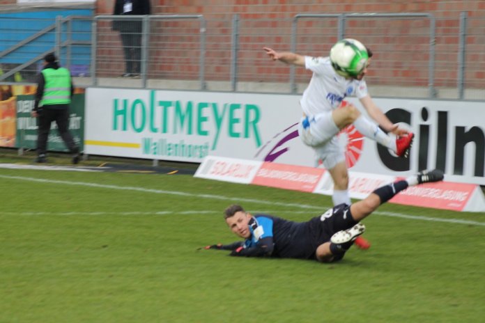 21. Spieltag 17/18: Sportfreunde Lotte - FSV Zwickau - Bild 10