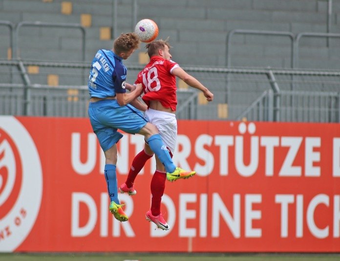 36. Spieltag 16/17: 1. FSV Mainz 05 II - VfR Aalen - Bild 13