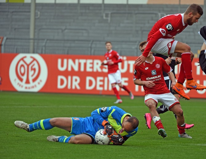 19. Spieltag 15/16: 1. FSV Mainz 05 II - Energie Cottbus - Bild 11