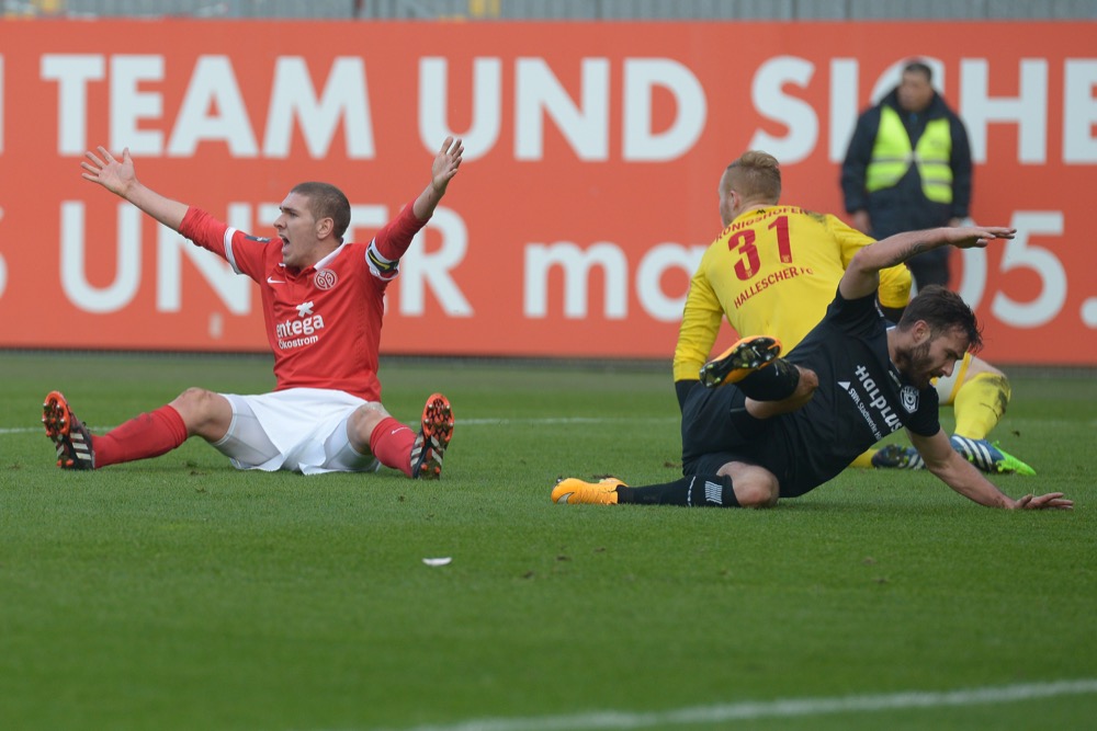 18. Spielag: 1. FSV Mainz 05 II - Hallescher FC - Bild