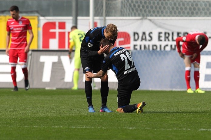 32. Spieltag 16/17: SC Paderborn 07 - FSV Frankfurt - Bild 13