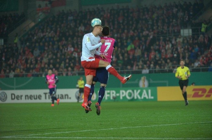 DFB-Pokal: Hallescher FC - Hamburger SV  - Bild 5