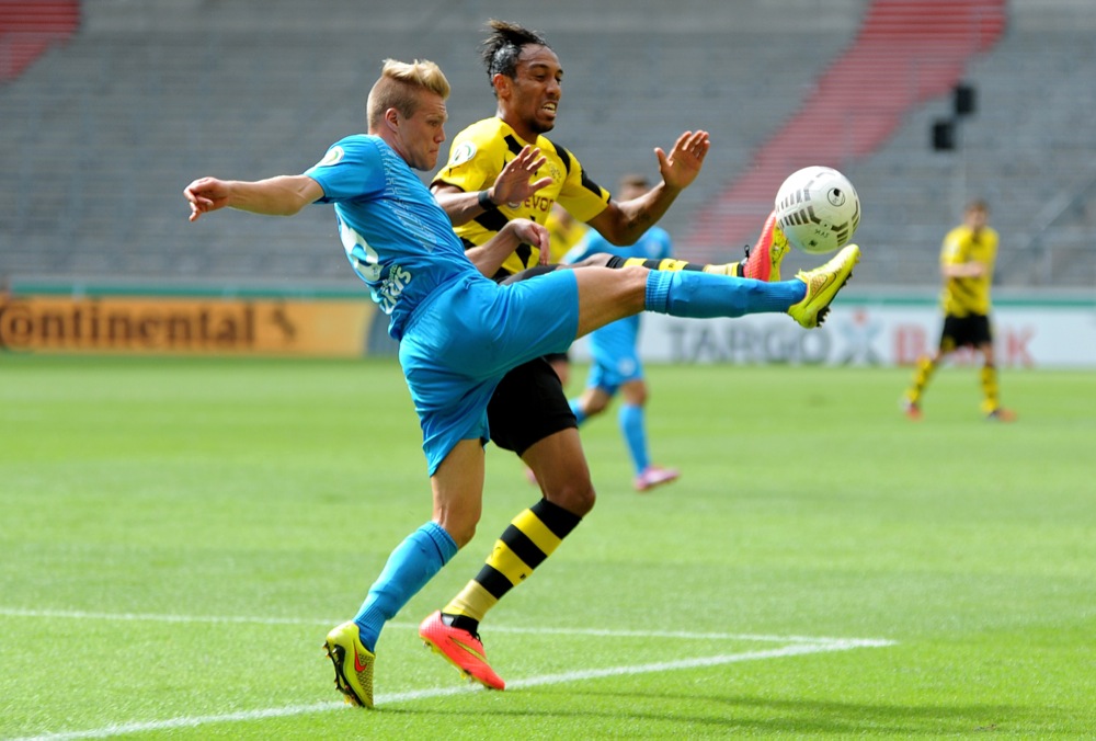 DFB-Pokal: Stuttgarter Kickers - Borussia Dortmund - Bild 4