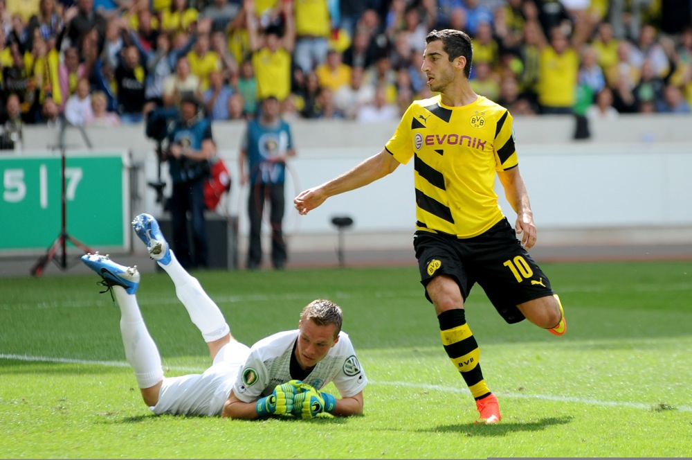 DFB-Pokal: Stuttgarter Kickers - Borussia Dortmund - Bild