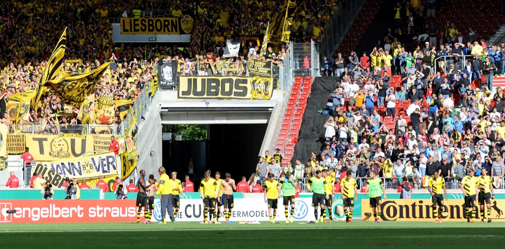 DFB-Pokal: Stuttgarter Kickers - Borussia Dortmund - Bild 9