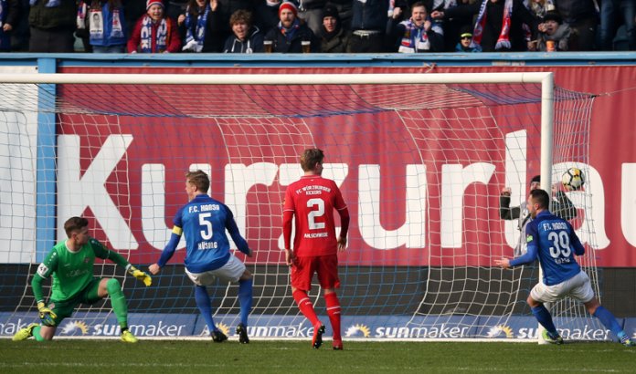 Rostock siegt im Spitzenspiel – Spielbericht + Bilder