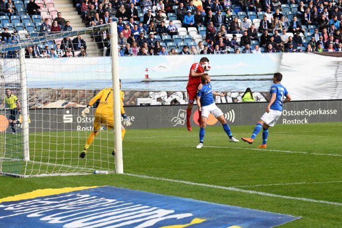 35. Spieltag 18/19: Hansa Rostock - Sportfreunde Lotte - Bild 8