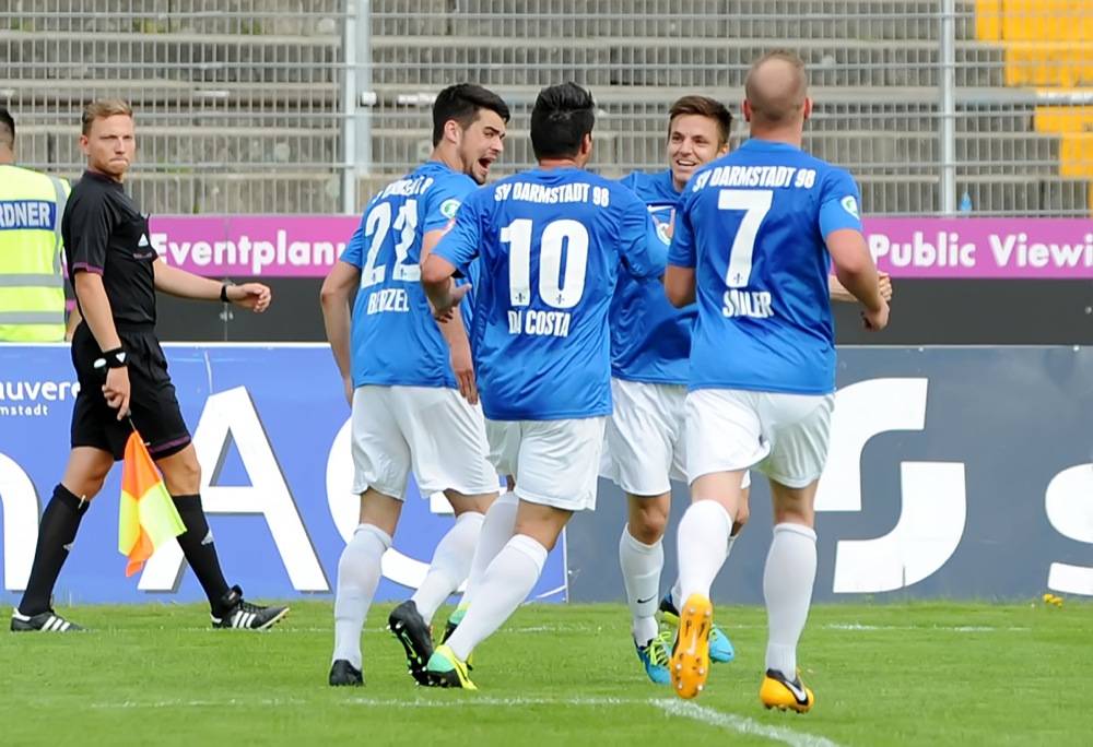 34. Spieltag SV Darmstadt 98 - Wacker Burghausen Teil2 - Bild 1