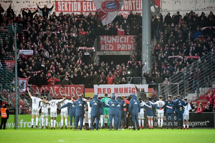 26. Spieltag 19/20: SpVgg Unterhaching - FC Bayern München II - Bild 14