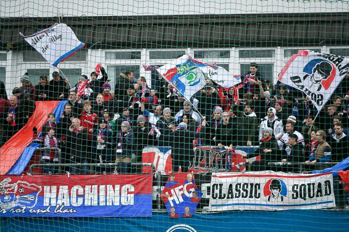 20. Spieltag 18/19: SpVgg Unterhaching - KFC Uerdingen 05 - Bild 11