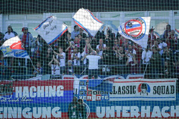 13. Spieltag 19/20: SpVgg Unterhaching - FSV Zwickau - Bild 12