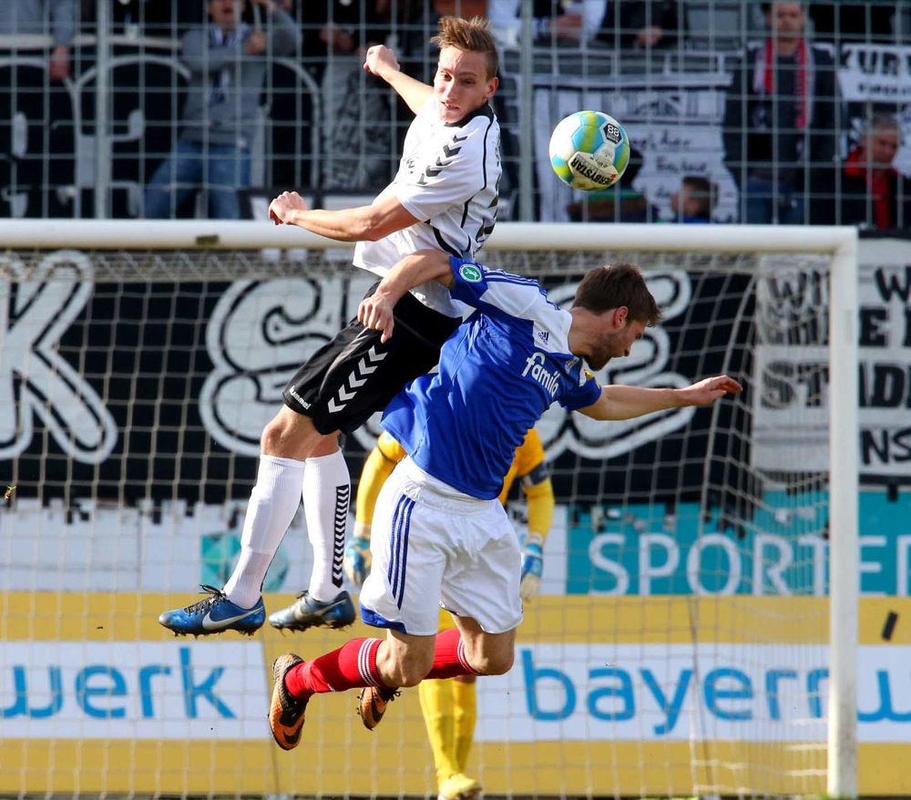25. Spieltag: Wacker Burghausen - Holstein Kiel - Bild