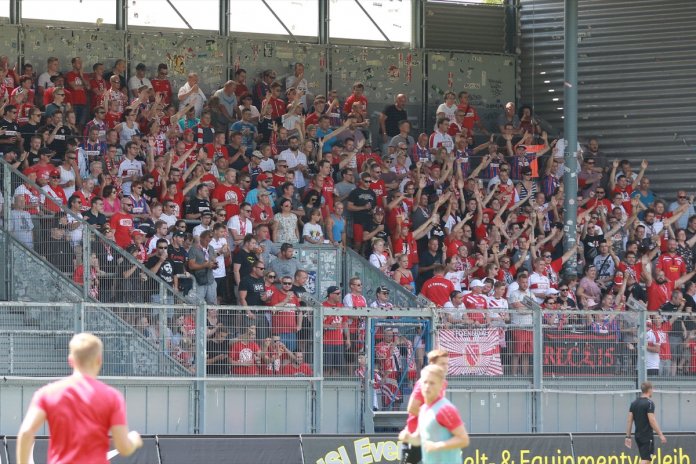 2. Spieltag 18/19: SV Wehen Wiesbaden - Energie Cottbus - Bild 1