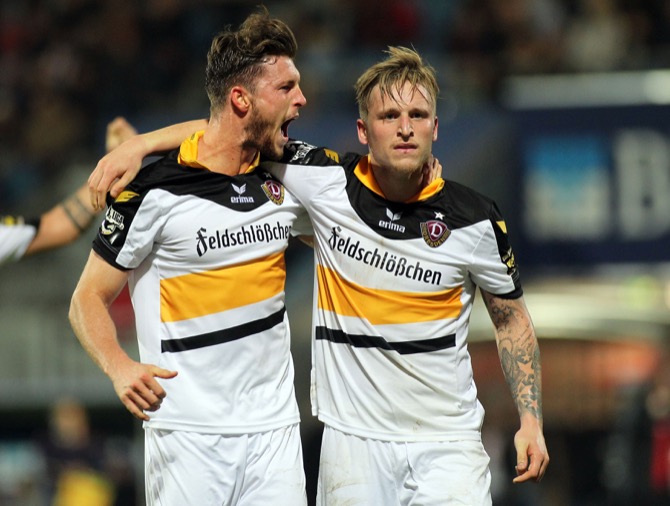 16. Spieltag 15/16: Wehen Wiesbaden - Dynamo Dresden - Bild 14