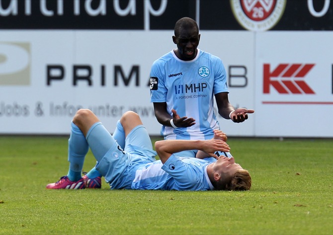 9. Spieltag 15/16: Wehen Wiesbaden - Stuttgarter Kickers - Bild