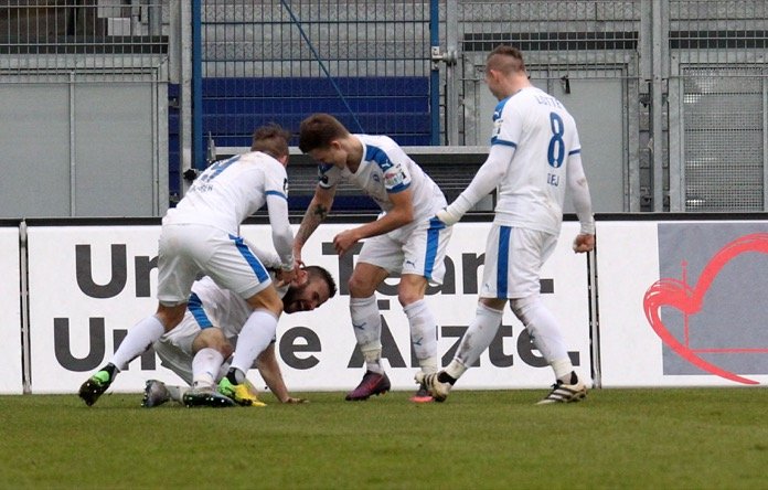 21. Spieltag 16/17: SV Wehen Wiesbaden - Sportfreunde Lotte - Bild 10