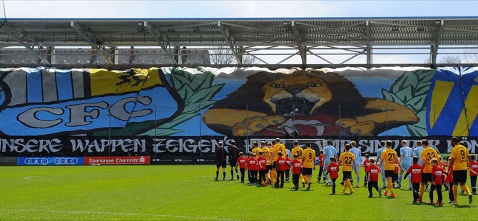 Chemnitz gewinnt Sachsenderby gegen Dresden mit 2:0 - Spielbericht