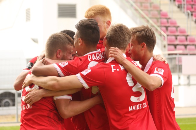 Mainz feiert wichtigen Sieg über Großaspach - Spielbericht