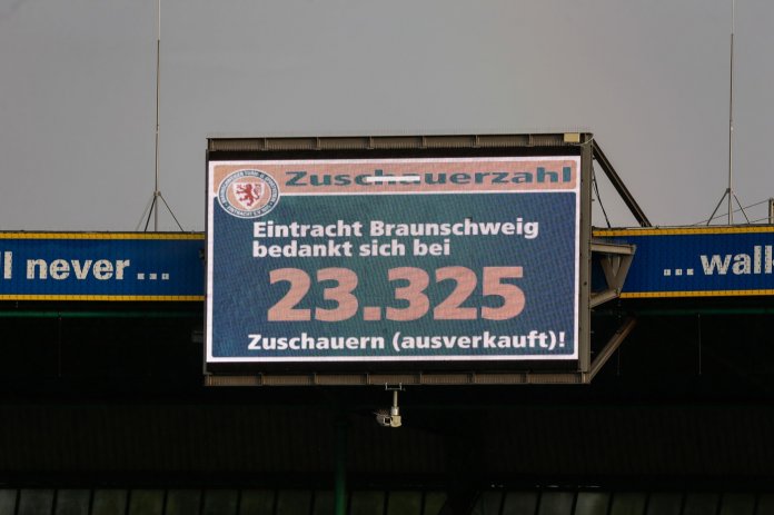 38. Spieltag 19/20: Eintracht Braunschweig - SV Waldhof Mannheim - Bild 14
