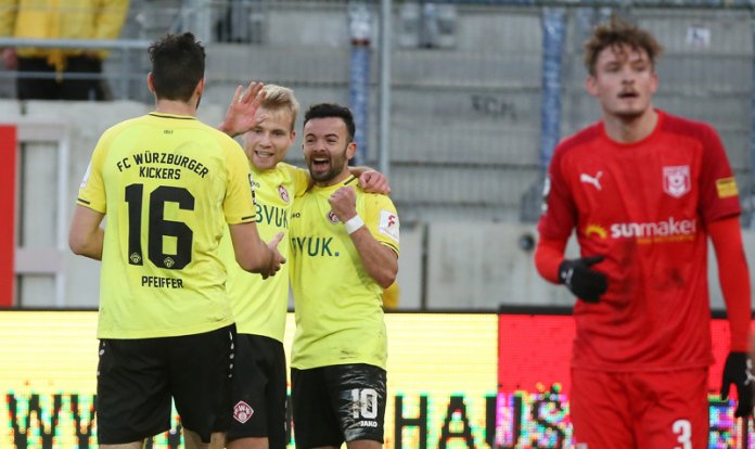 19. Spieltag 19/20: Hallescher FC - Würzburger Kickers - Bild 11