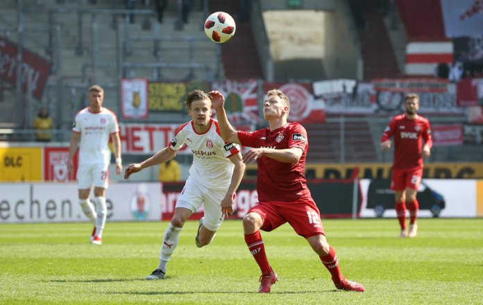 32. Spieltag 18/19: Hallescher FC - Würzburger Kickers - Bild 4
