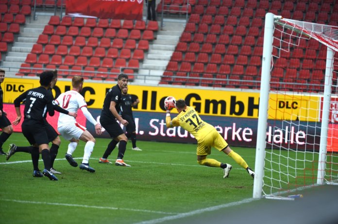 14. Spieltag 18/19: Hallescher FC - SV Meppen - Bild 4