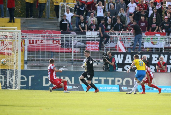 12. Spieltag 19/20: Carl Zeiss Jena - Würzburger Kickers - Bild 14