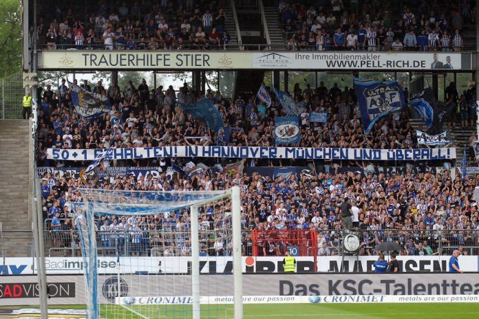 4. Spieltag 17/18: Karlsruher SC - SV Wehen Wiesbaden  - Bild 2