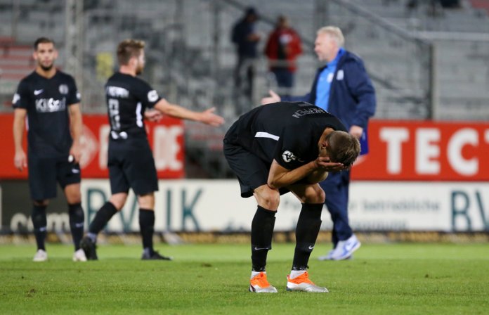 9. Spieltag 18/19: Würzburger Kickers - SV Meppen - Bild 9