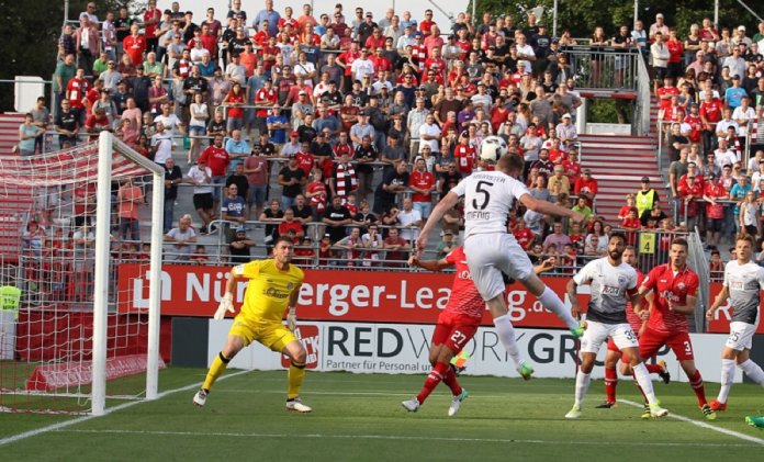 3. Spieltag 17/18: Würzburger Kickers - Preußen Münster - Bild 2