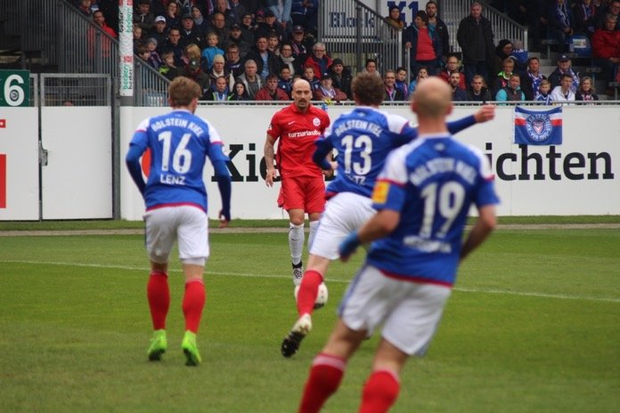 36. Spieltag 16/17: Holstein Kiel - Hansa Rostock - Bild 17
