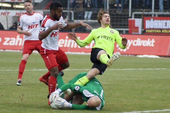 22. Spieltag 16/17: Fortuna Köln - SV Wehen Wiesbaden - Bild 10