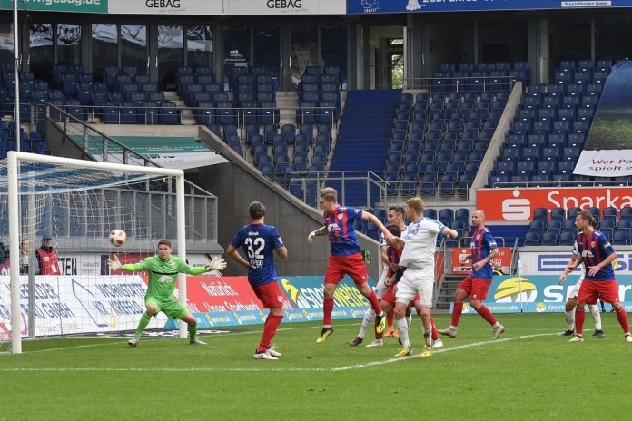 13. Spieltag 18/19: KFC Uerdingen 05 - Sportfreunde Lotte - Bild 12