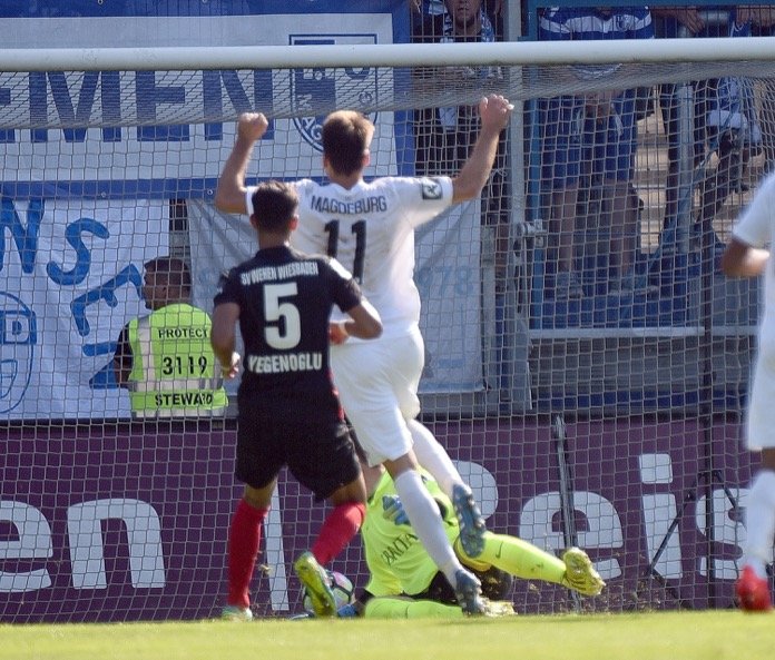 9. Spieltag 16/17: SV Wehen Wiesbaden - 1. FC Magdeburg - Bild 16